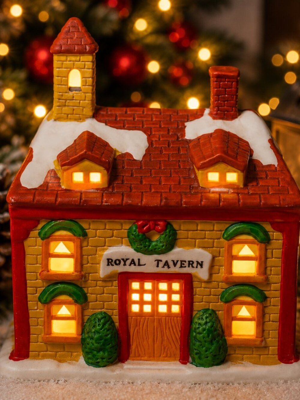 Vintage 1993 CR Collection Royal Tavern Ceramic Christmas Village House